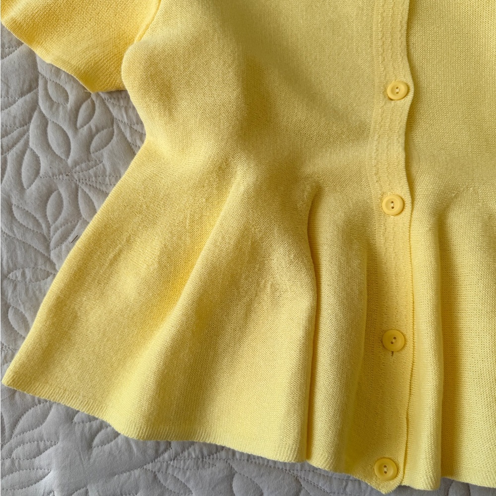 Zara Pale Yellow Lightweight top - Picture 5 of 9
